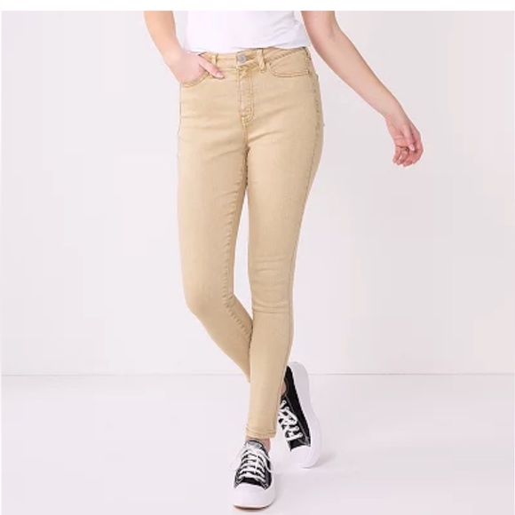 So High Rise Khaki Jeans - Picture 1 of 7